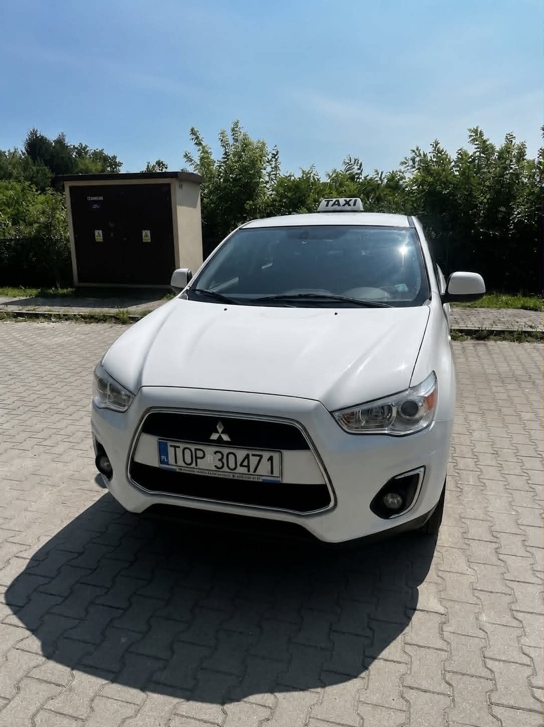 Taxi Opatów - Mitsubishi ASX z przodu